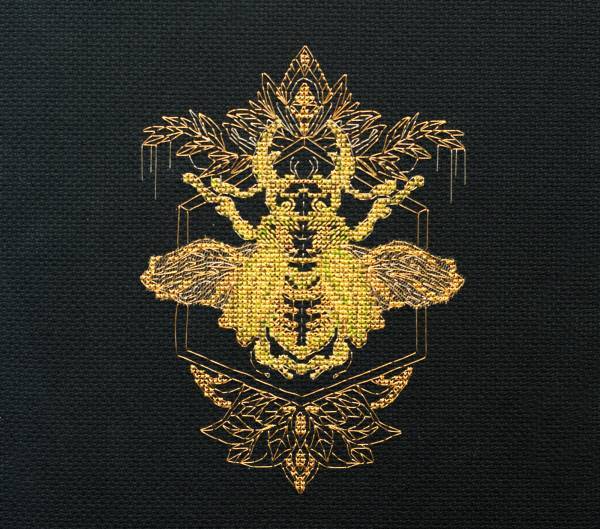 Cross stitch kit - Golden beetle 14x18cm Black Aida 14ct needlepoint kit