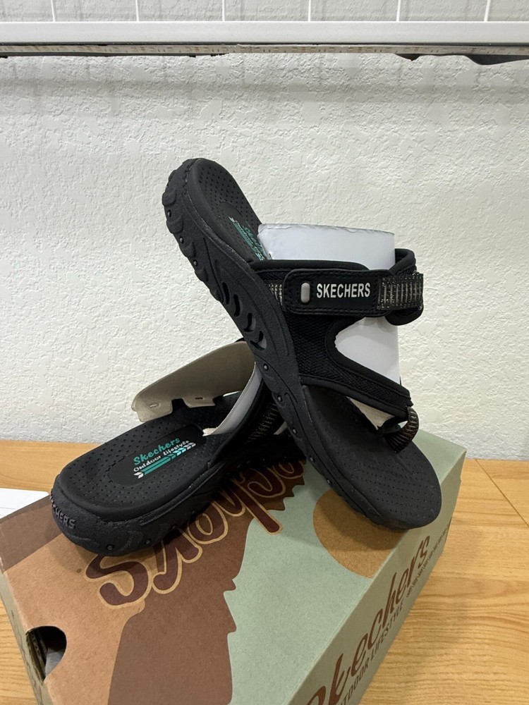 Skechers Women's Black Outdoor Sandals Size 10 New in Box