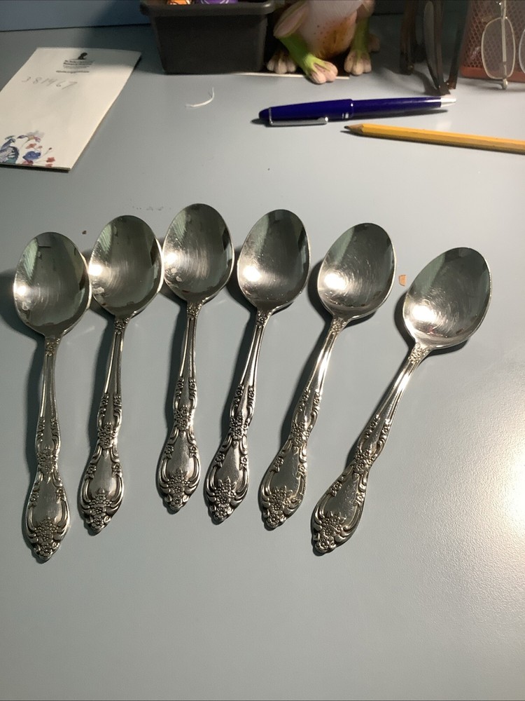 Set of 6 Oneida Galveston Profile Stainless  Place /soup Spoons