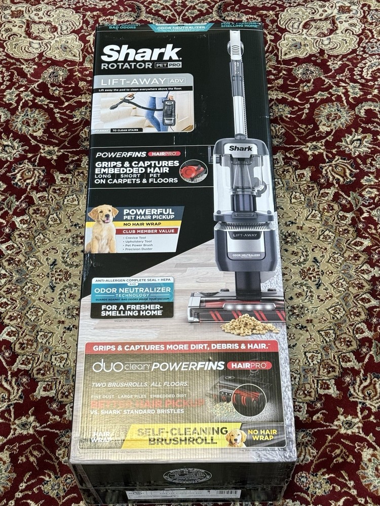 Shark LA555 Rotator Pet Pro Lift-Away ADV Upright Vacuum Odor Neutralizer