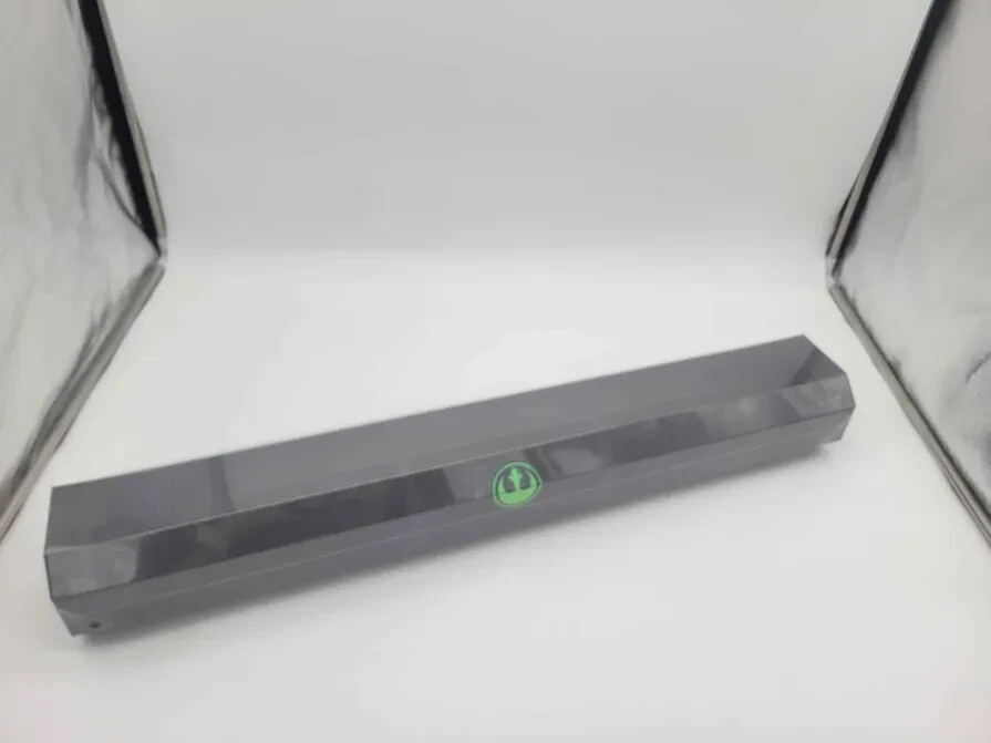 New Sealed Yoda Legacy Lightsaber Hilt Set - Star Wars Galaxy's Edge