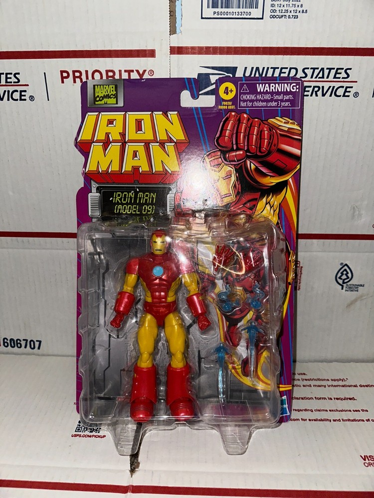 Marvel Comics Iron Man Model 09 6-Inch Action Figure with Card Damage by Hasbro