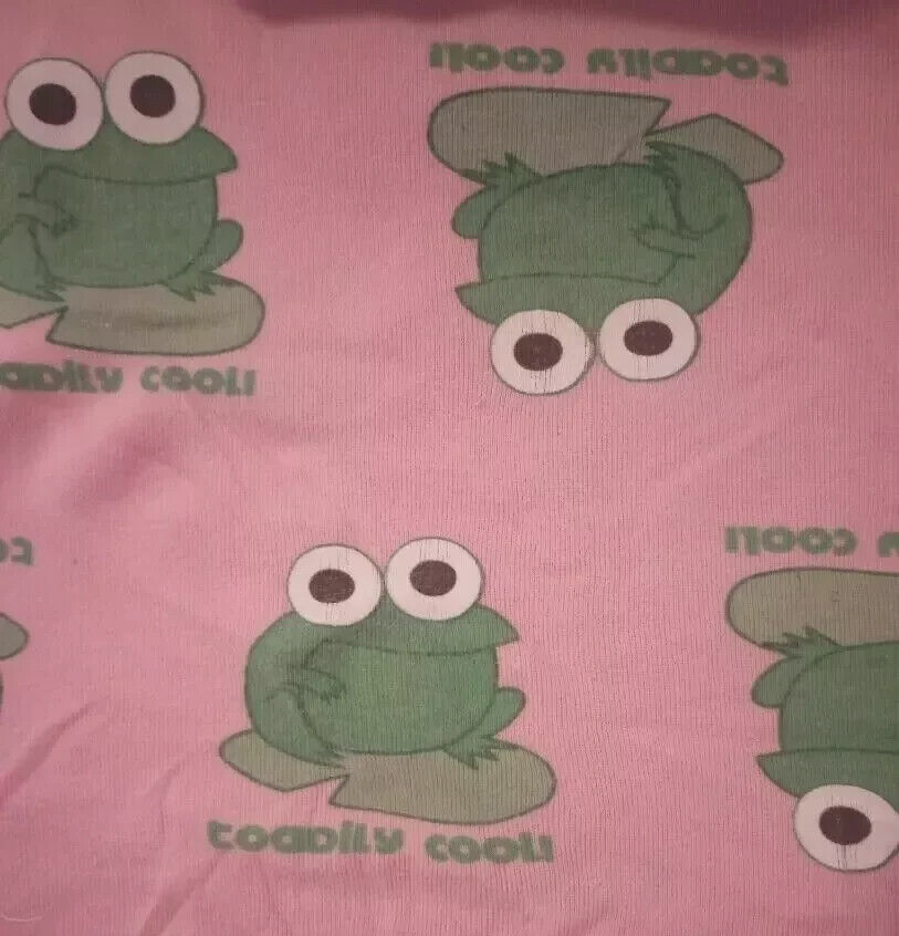Toadally Cool Fun Frog Fabric Knit Craft Piece 11x10 Inch USA Made  