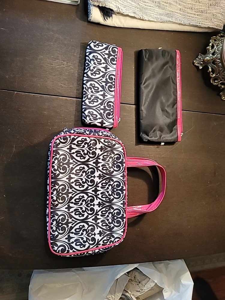 3 Piece Travel Cosmetic Set