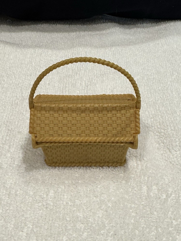 Barbie Dream House Picnic Basket Faux Wicker Brown/Tan Picnic Basket Hamper
