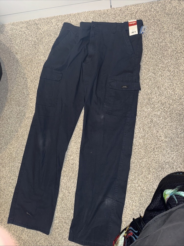 Wrangler Authentics  Cargo Pants Men's Size 40x34 Navy