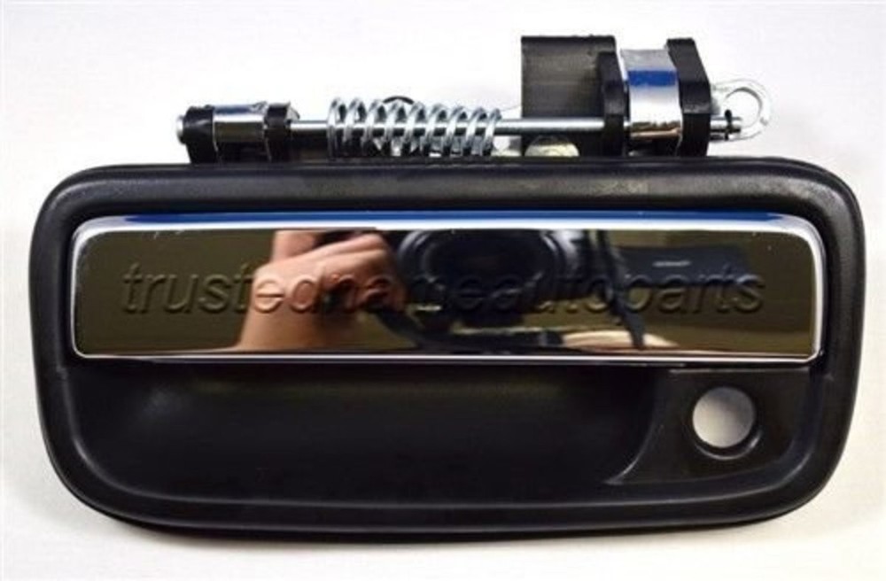 fits 1995 to 2004 Toyota Tacoma Exterior Door Handle Front Left Chrome