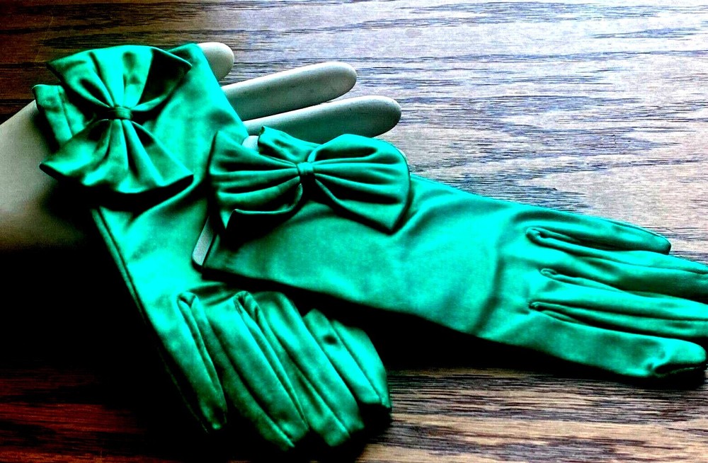 vintage gloves 1960s satin bow one size emerald 1pair clearance sale overstock-image