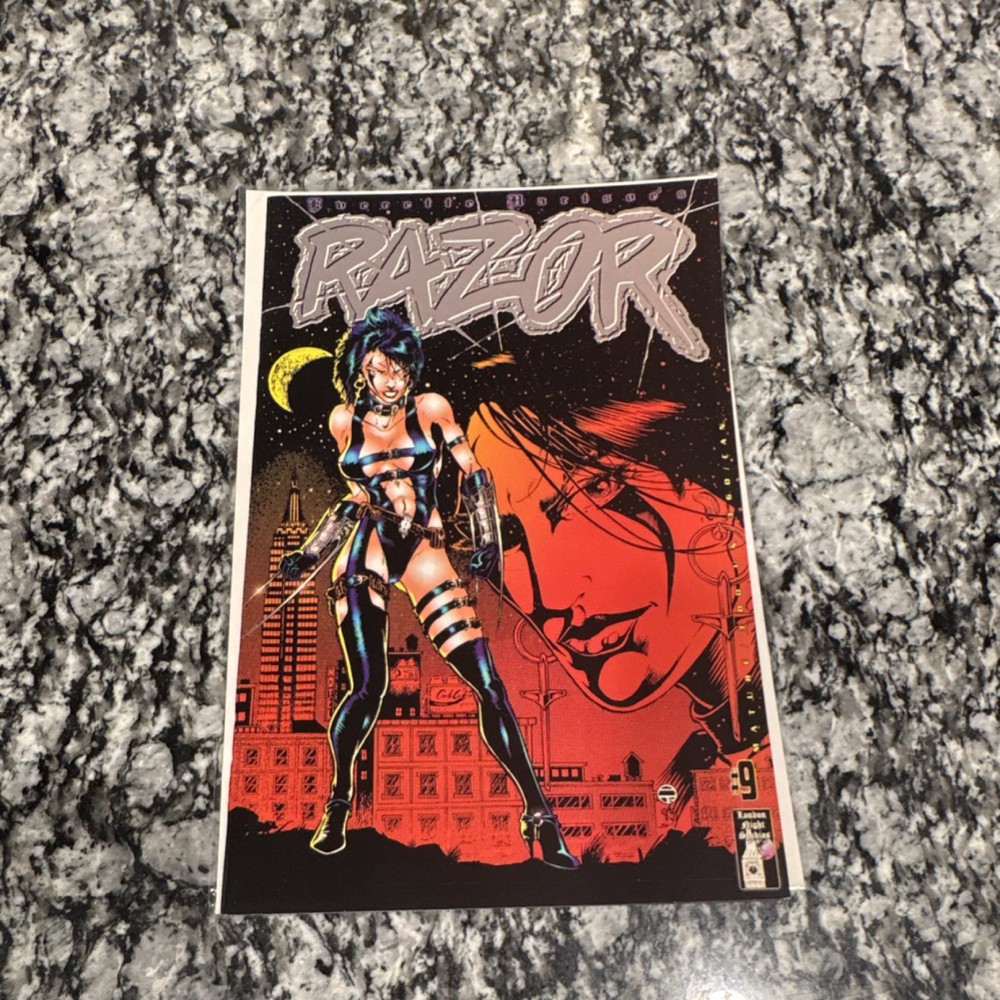 London Night Studios Razor #9 First Printing Boarded Everette Hartsoe Comic