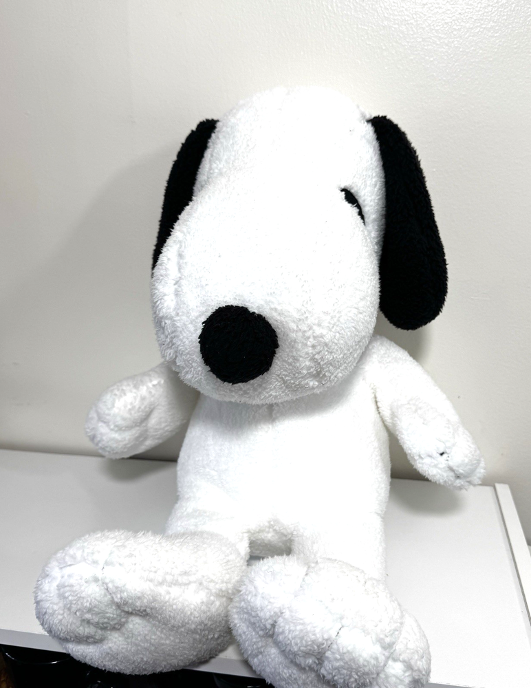 Snoopy Peanuts 21 Inch Large Plush Doll from Universal Studios Japan USJ