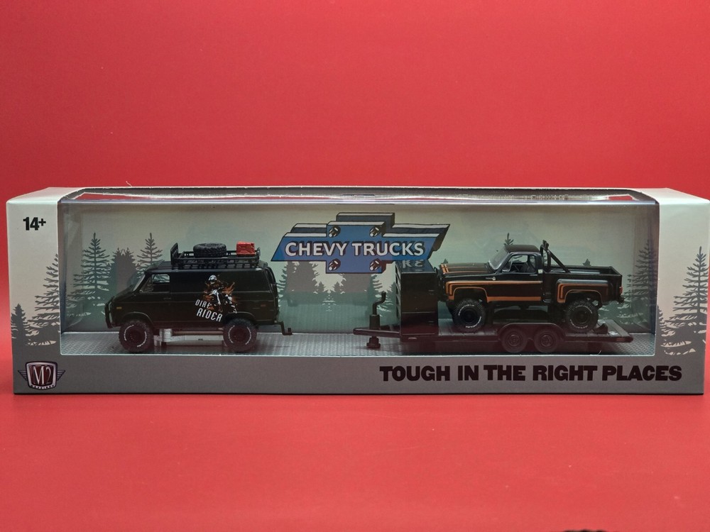 M2 Machines Haulers 1971 Chevy Van G10 4x4 & 1976 Scottsdale Sport 4x4 R79 SetX2