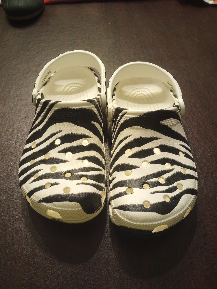 Cute Awesome Zebra Crocs Size 8 Women's Size 6 Men's  preowned