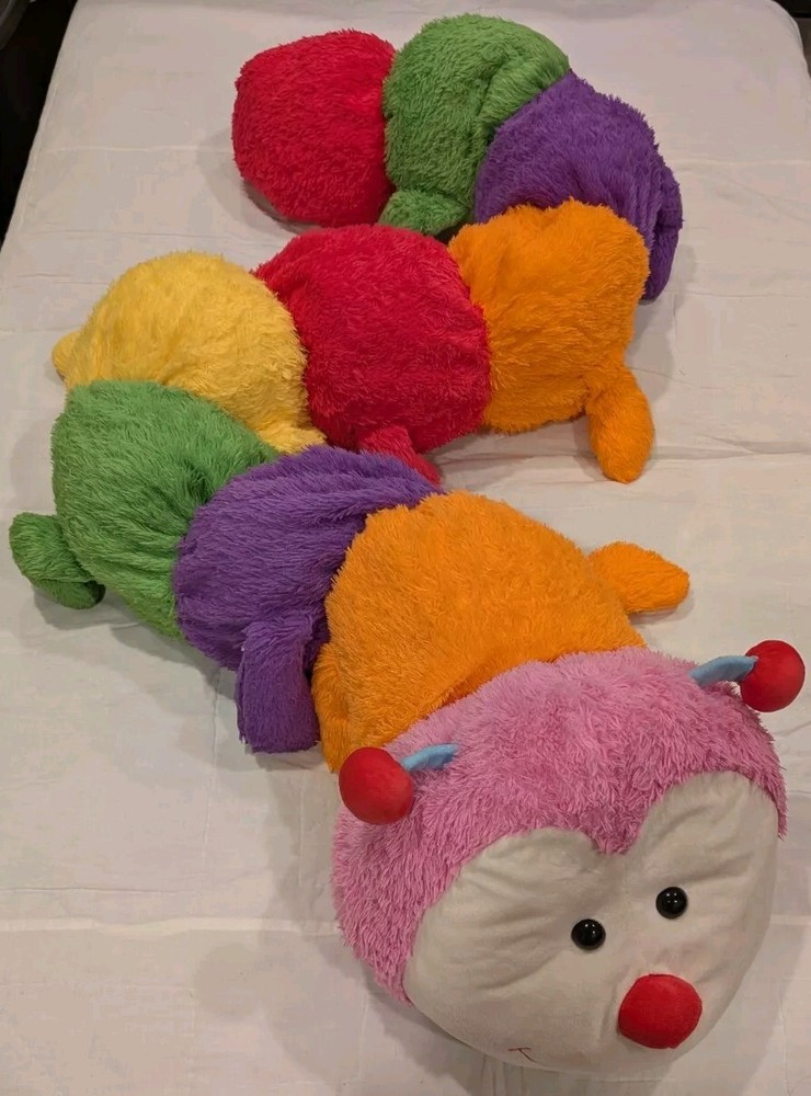 2017 Toys R Us Jumbo Plush Stuffed Smiling Rainbow Caterpillar Animal Alley 8 Ft