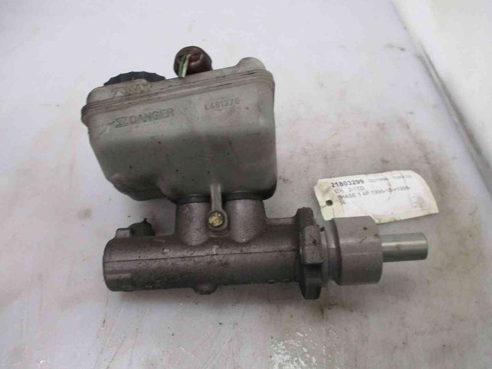 Maitre cylindre frein Peugeot 406 4601E9