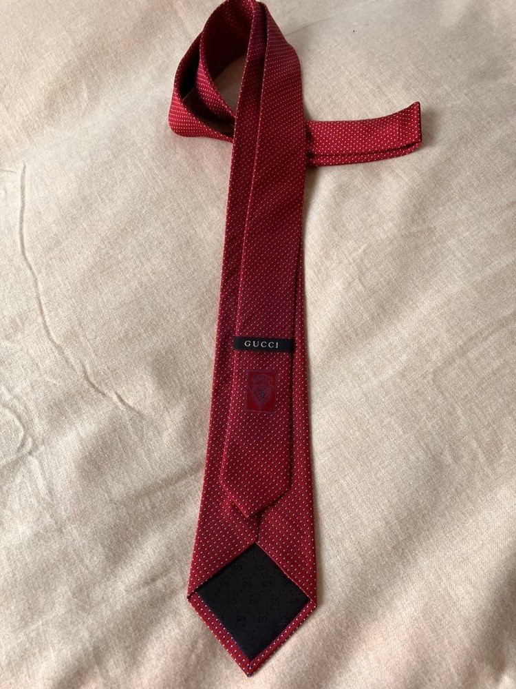 GUCCI Necktie Tie Red All over small pattern Used Made in Italy 100% Silk Men's