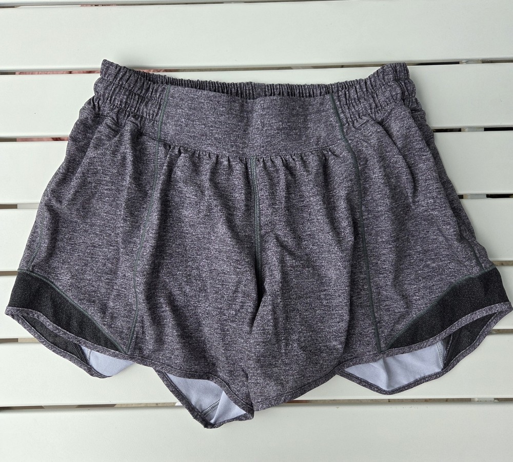 Lululemon Womens Hotty Hot High-Rise Lined Short 2.5 Inch Running Athletic
