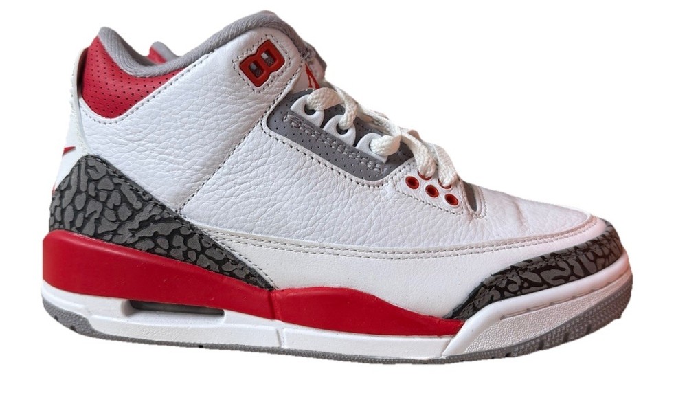 Nike Air Jordan 3 Retro Fire Red White Black Youth GS Size 3.5 DN3707-160