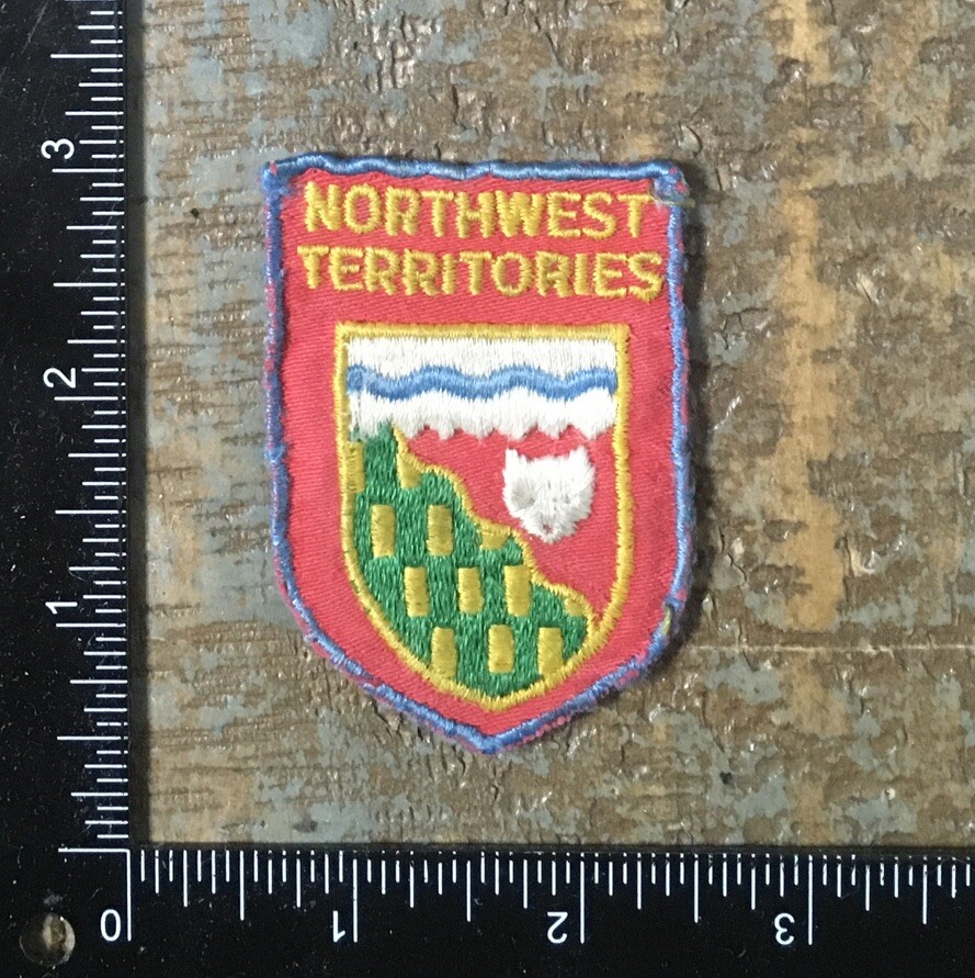 Vintage NORTHWEST TERRITORIES Coat Of Arms Canada Travel Souvenir Sew-On Patch