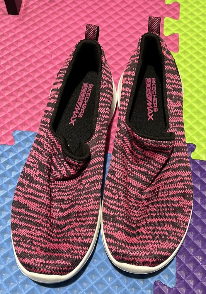 Skechers Women's Go Walk Joy SN 15602 Sneakers Size 7 Casual Walking Shoes