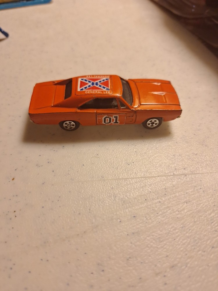 Ertl 1981 Dukes of  Hazzard General Lee 1969 Dodge Charger Diecast 1/64 Vintage