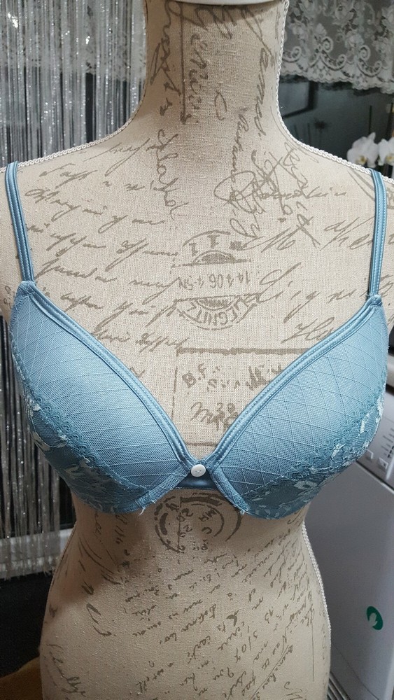 Lovely minty green bra from Matalan size 34D padded and underwired