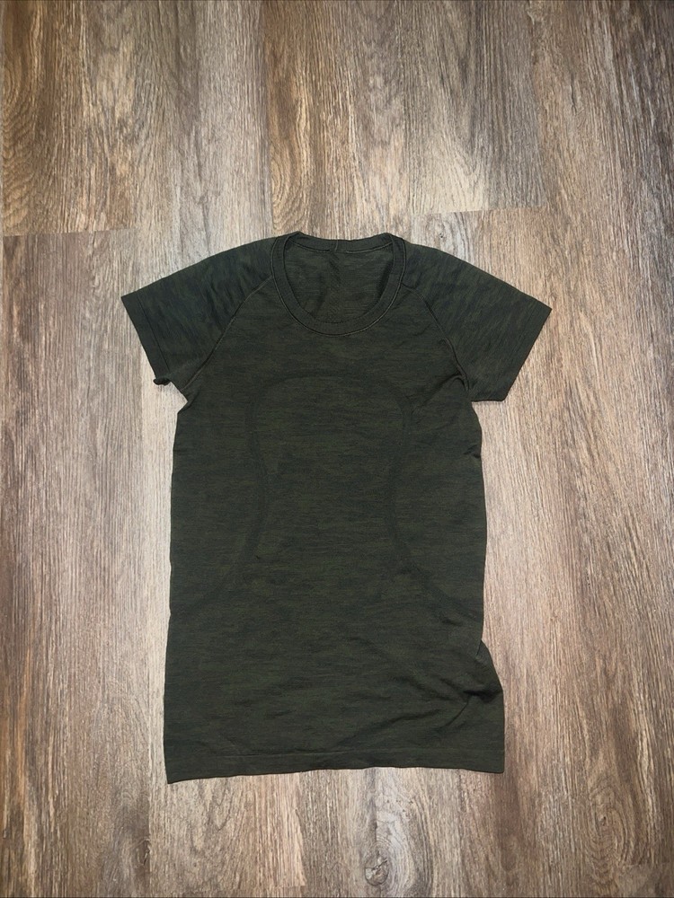 Lululemon Swiftly Tech Short Sleeve Crew Camo Dark Olive Brave Olive Sz 8