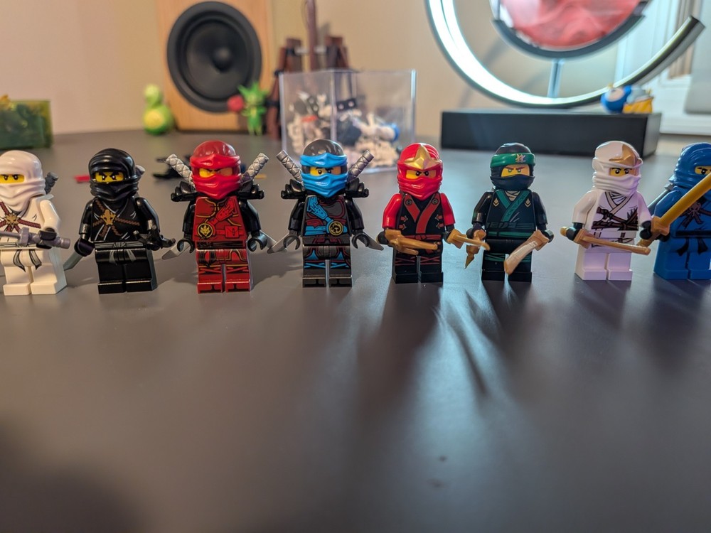 Lego Ninjago Minifigure lot! 8 Figures Including Kai Nya Lloyd Jay Zane Cole