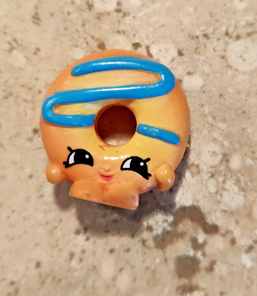 DOLLY DONUT ORANGE AND BLUE RARE SHOPKINS SEASON 4 mini figure