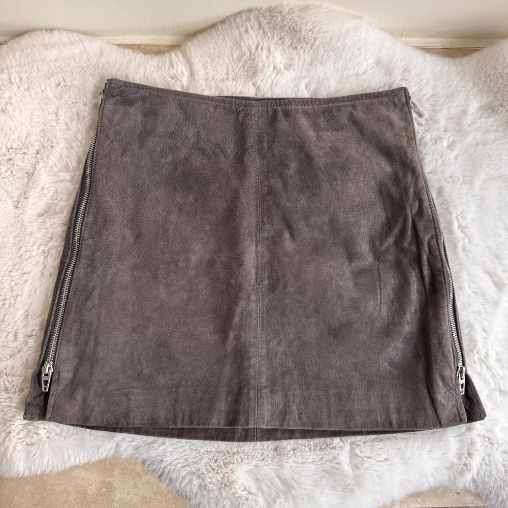 Blank NYC Brown Suede Leather Mini Skirt Side Zip Details Womens Size 26