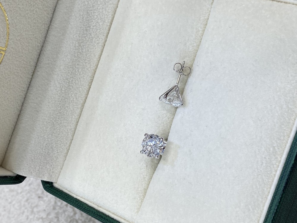 Round Lab-Created Diamond Fashion Earrings 4ct E-F VS1 Solitaire Studs