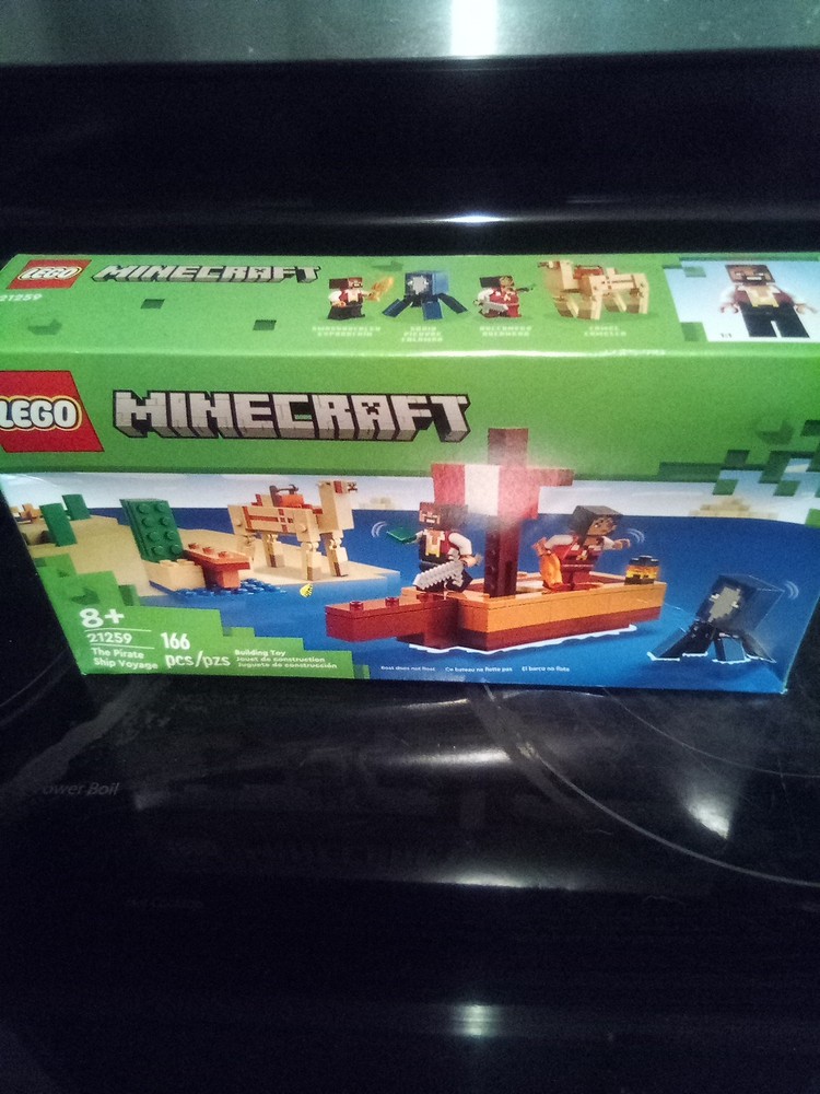 LEGO Minecraft The Mushroom House 21259 Building Kit