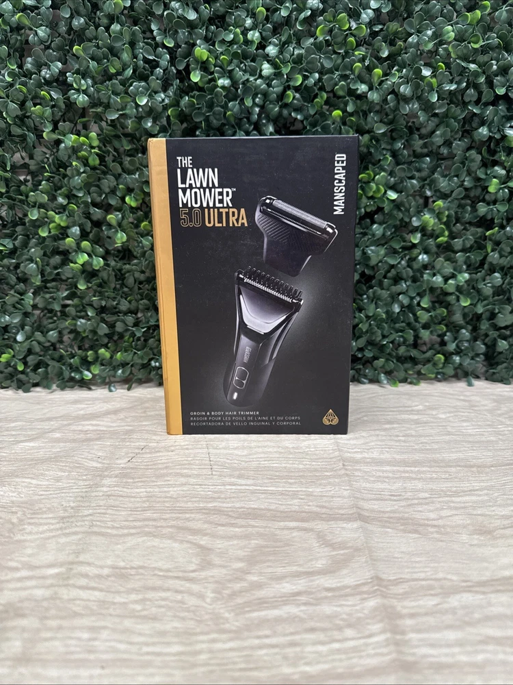 MANSCAPED 30-00005 The Lawn Mower 5.0 ULTRA Groin & Body Hair Groomer - Black