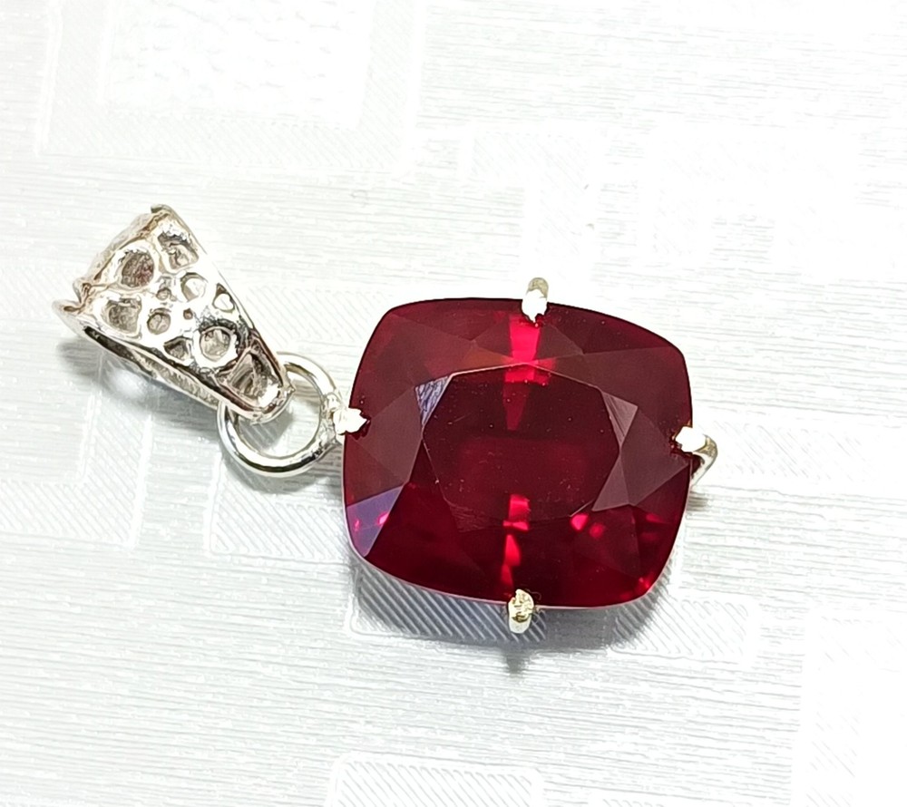 Natural Certified 29.50Ct Red Ruby Gemstone Pendant In Solid 925 Sterling Silver