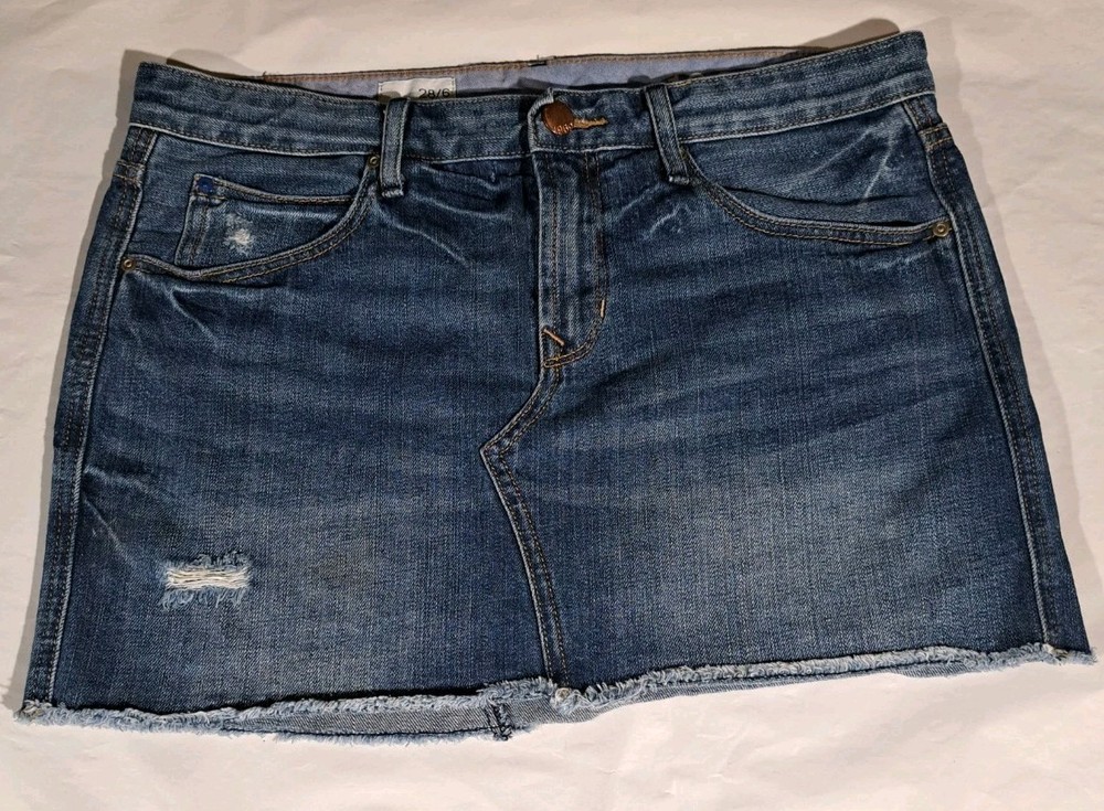 GAP 1969 Denim Mini Skirt Raw Hem Distressed Size 28/6 Waist 34