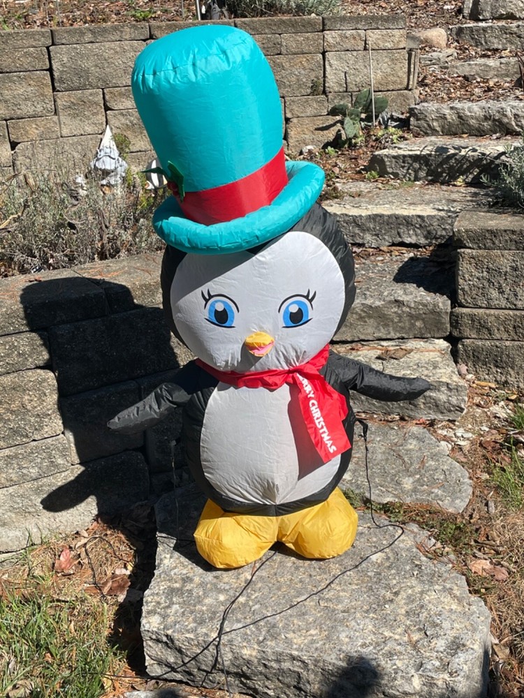 Gemmy 4 ft tall inflatable penguin top hat christmas blow up