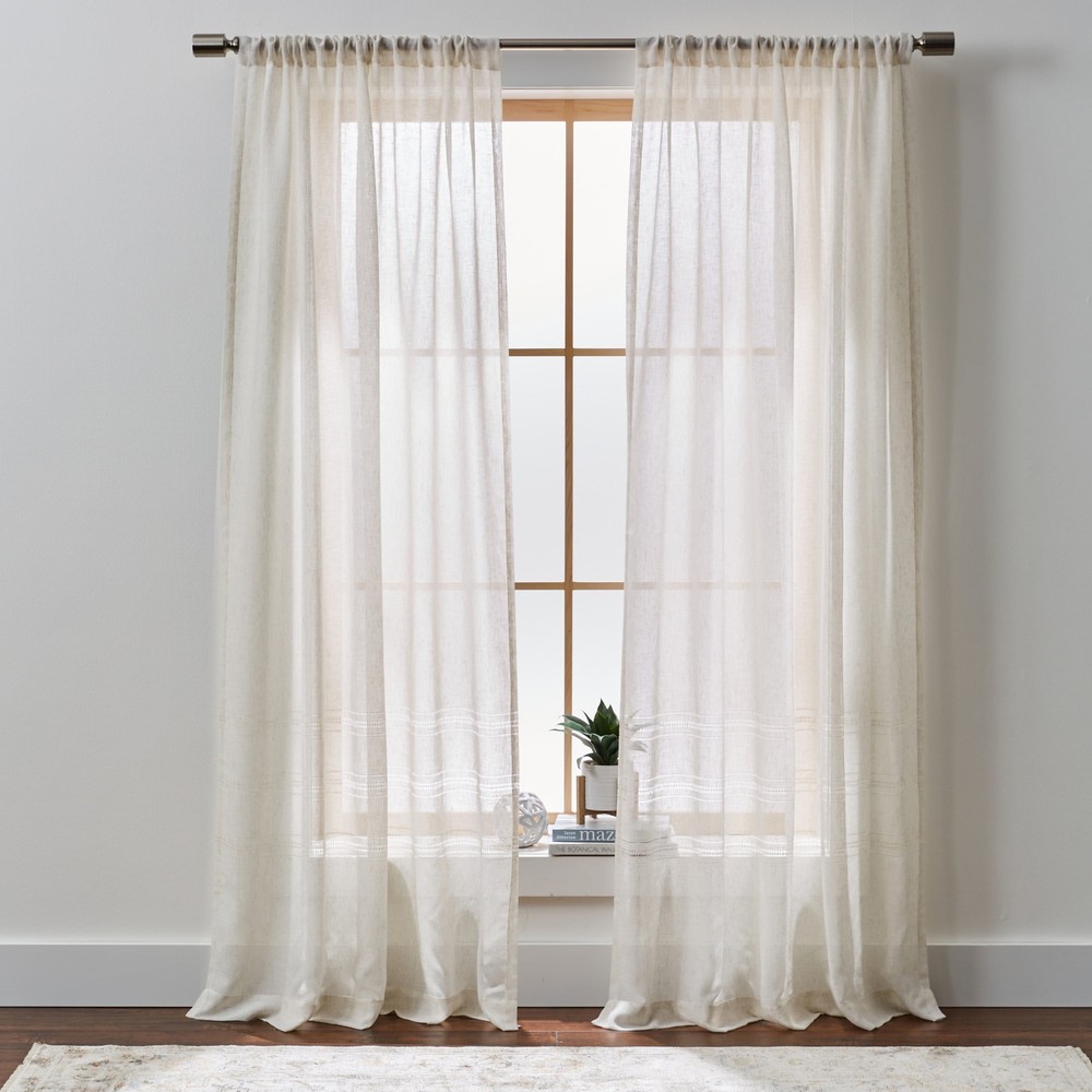 Better Homes & Gardens Specialty Stitch Single Curtain Panel, Vanilla Dream