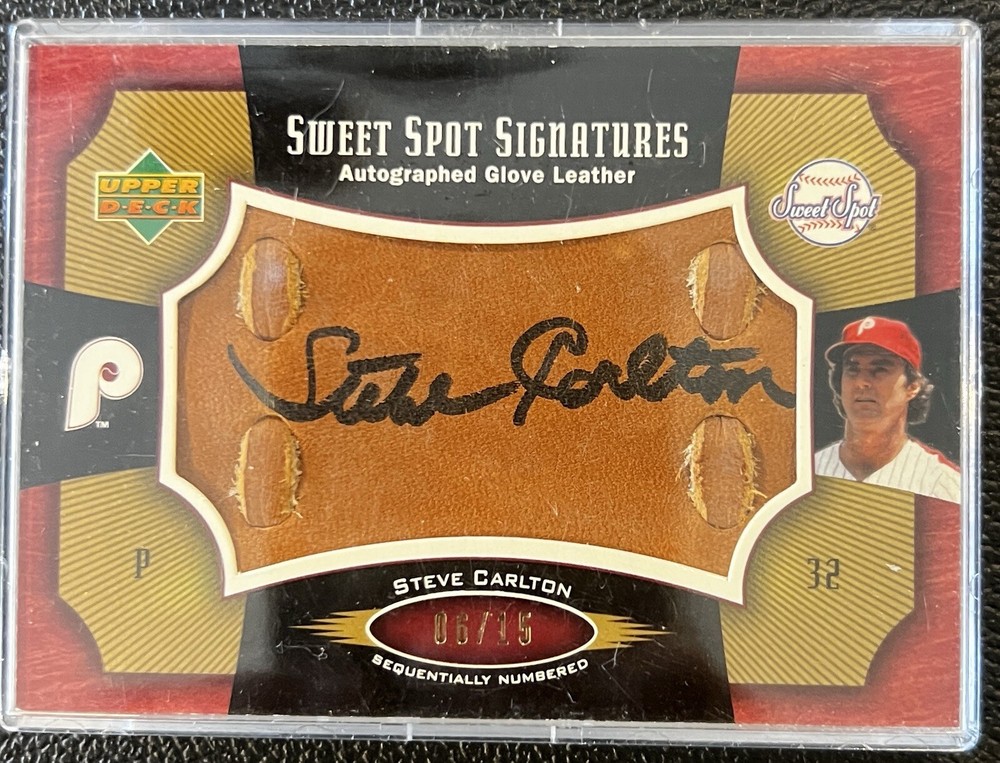 2005 Upper Deck Sweet Spot Signatures Steve Carlton Glove SS-SC AU (MEM) /15