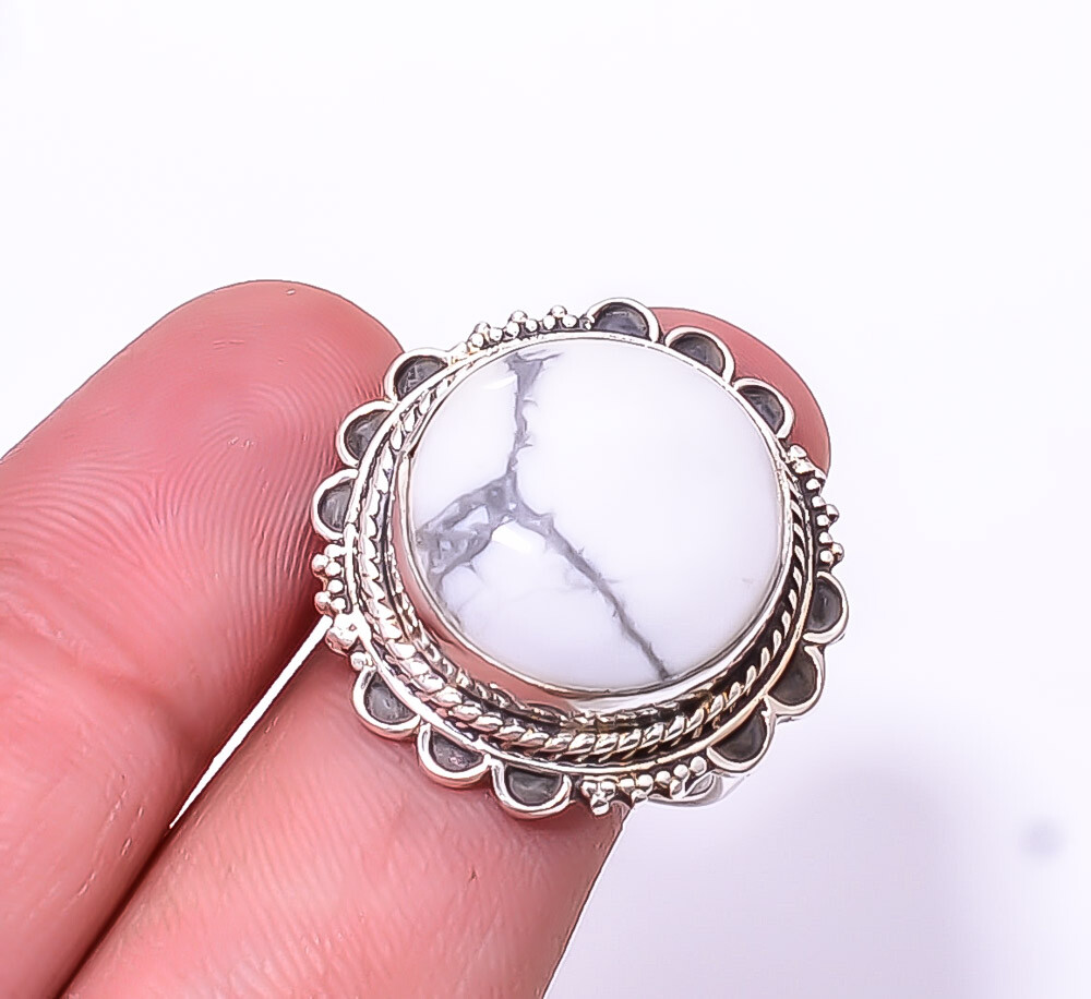 Natural White Howlite - United States Fine Art Oxidised 925 Silver Ring S.9.5 R6