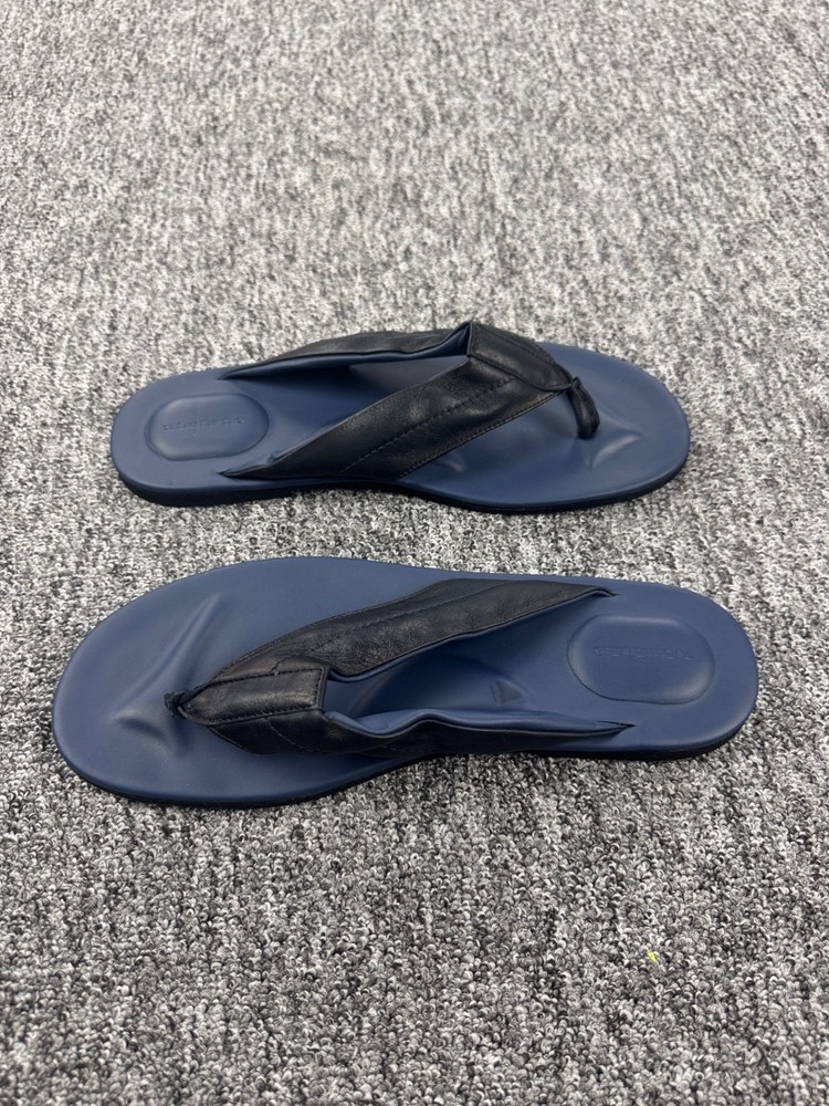 To Boot New York Adam Derrick Leather Flip Flop Sandals Men 12 Navy Blue Thong