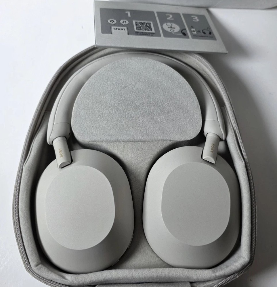 SONY WH-1000XM5 Wireless Noise Cancelling Headphones with 30-40H Battery Life