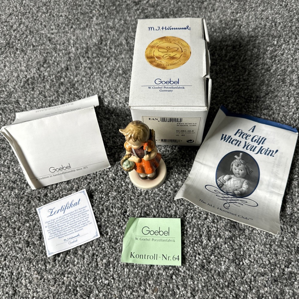 Vintage Goebel Hummel Figurine #81 School Girl Full Bee 4 3/8 with Box TMK 7