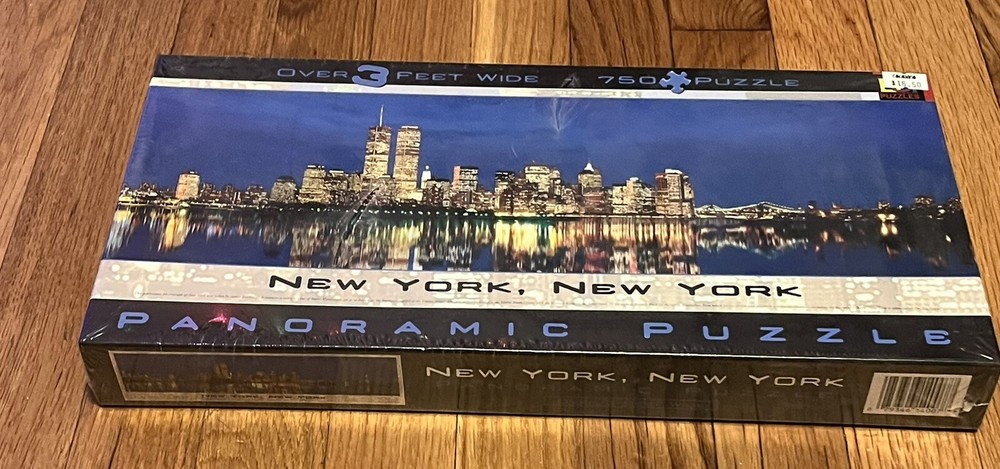 New York, New York Panoramic Puzzle GLOW IN DARK.  Buffalo Brand 750 pieces