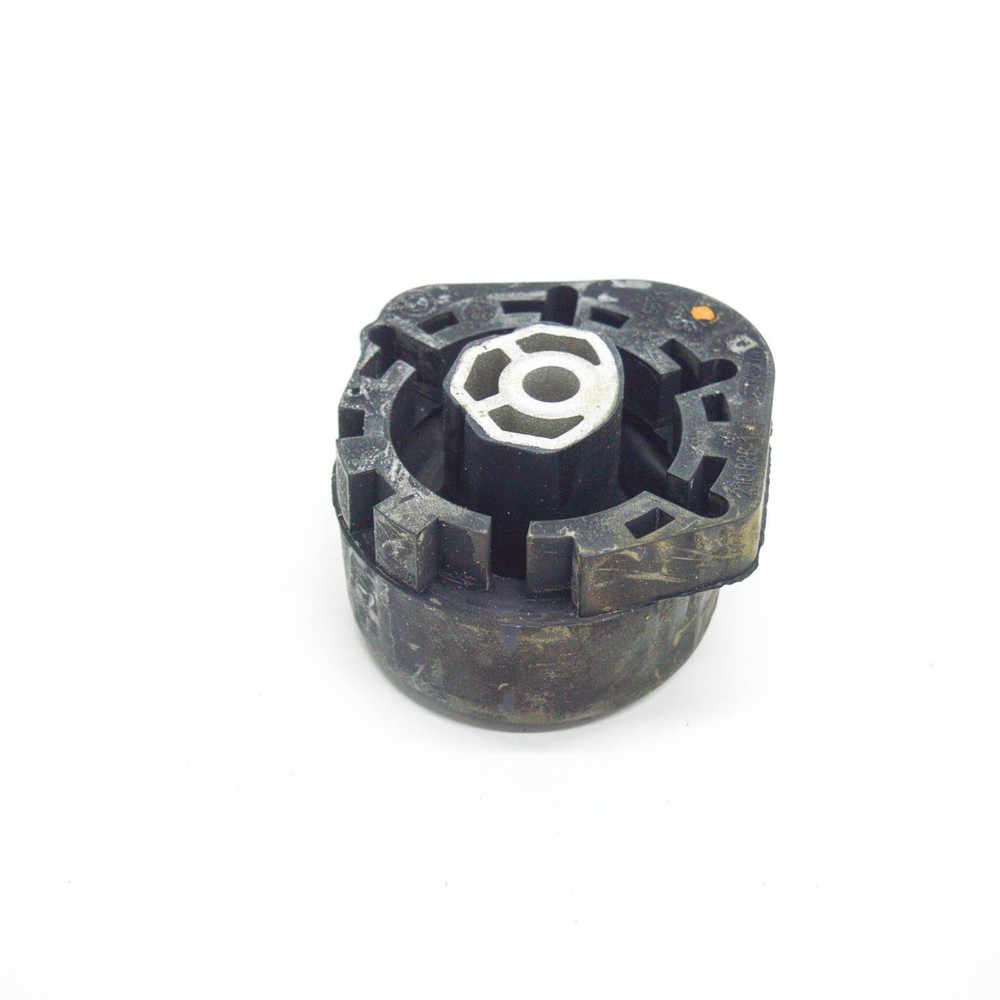 BMW 5 Gran Turismo F07 Auto Transfer Case Mount 22326777390 NEW GENUINE