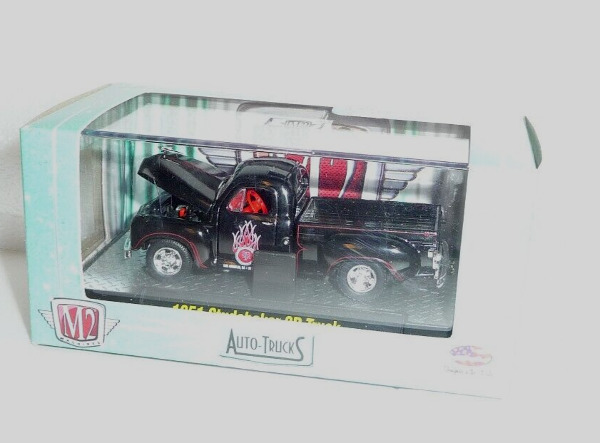 M2 Machines 1951 Studebaker 2R Truck 1:64 Diecast