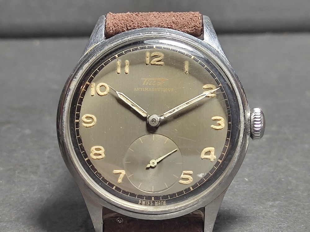 Rare Tissot Bullseye Tropical Bitonal Dial WW 2 Radium Vintage '40