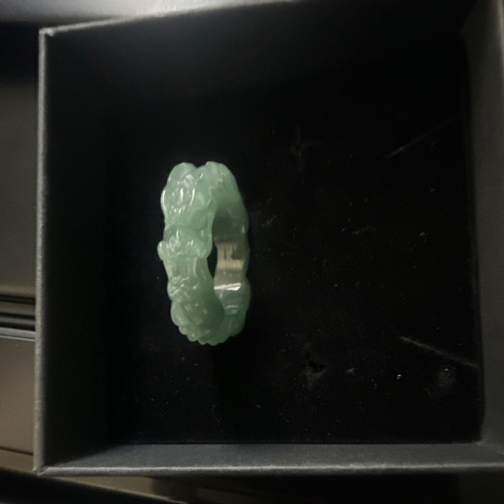 Jadeite dragon ring
