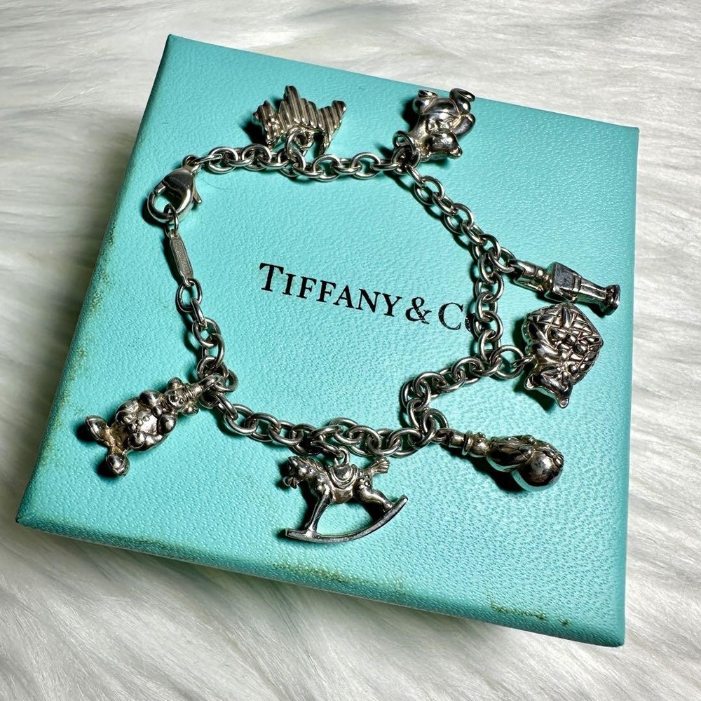 Tiffany Vintage Rare 7-Link Silver Charm Bracelet Pre-Owned Jewelry