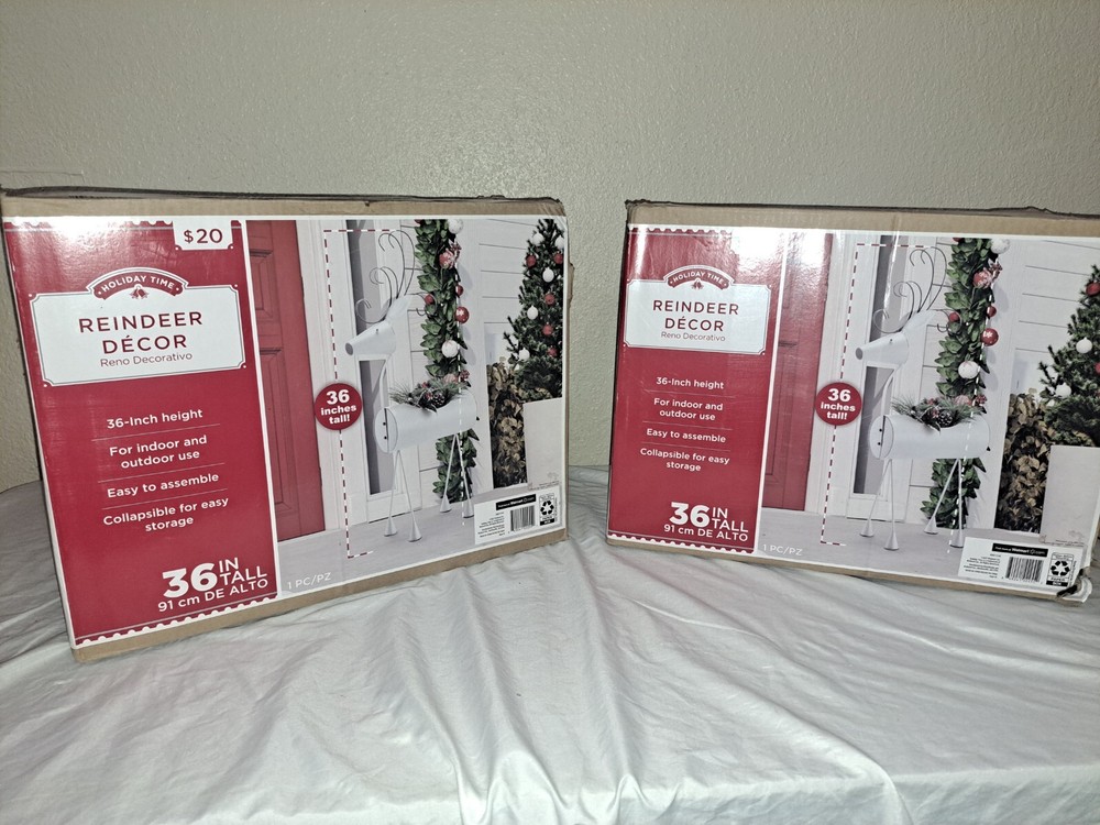 Holiday Time Reindeer Decor . A Lot Of 2.