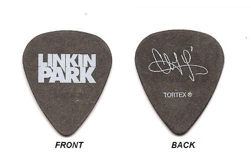 1- CHESTER BENNINGTON GUITAR PICK FROM LINKINPARK TOUR. Great Limited Time Offer-image