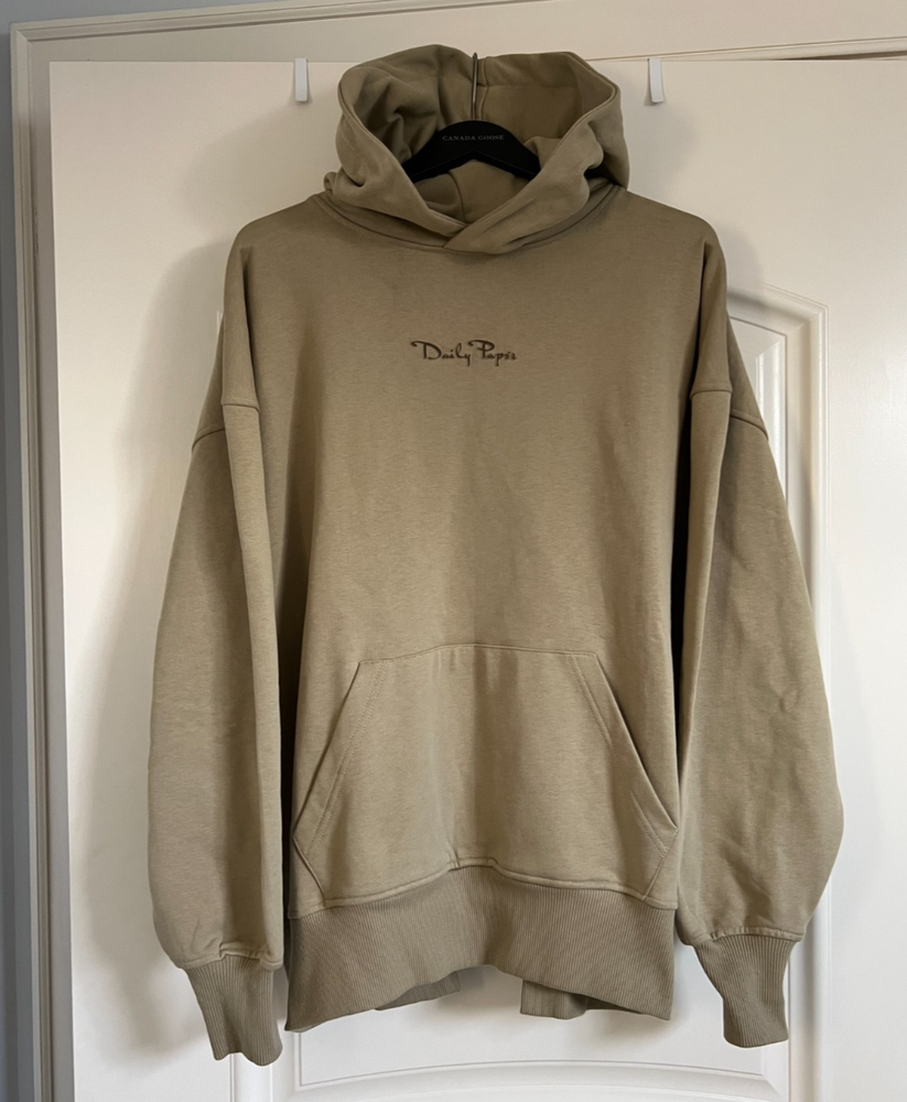 Daily Paper Split Back Hoodie Tan Beige Pullover NWT Size M Streetwear
